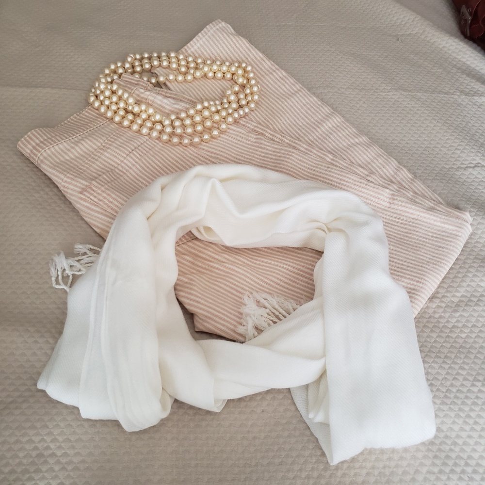 Ann Taylor orange and white Jeans. Size 8.